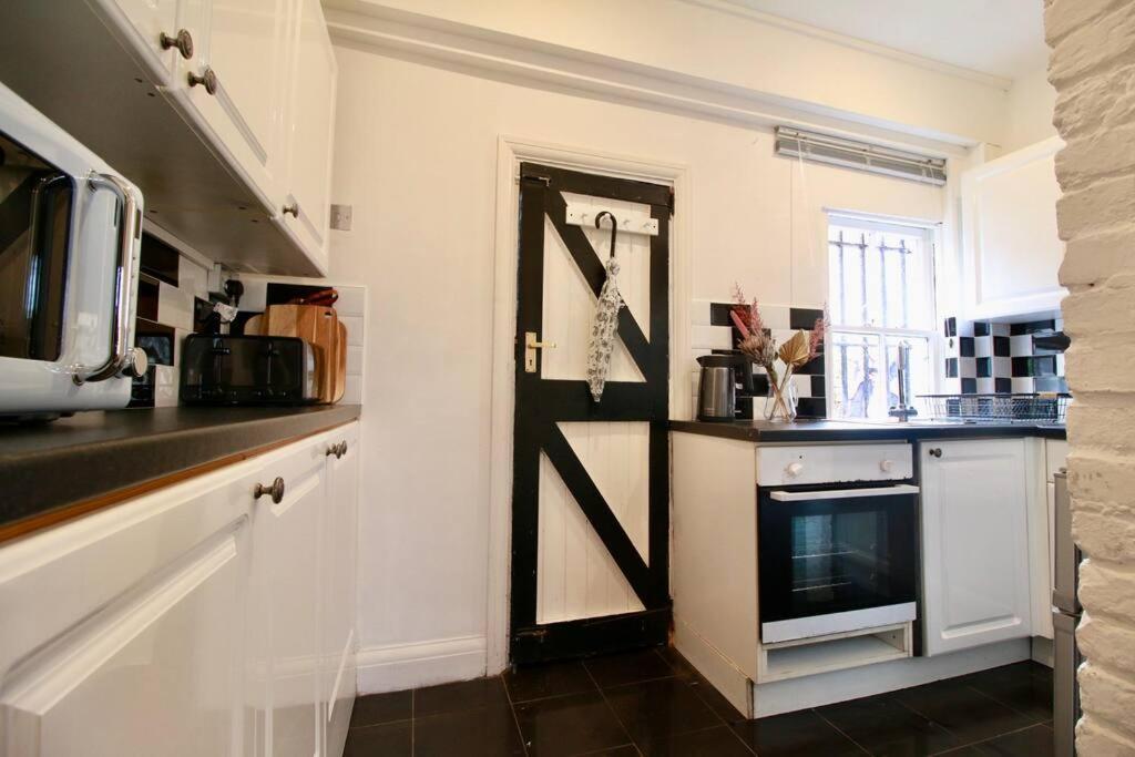 The Little Cottage By Air Premier Seaford Exterior foto